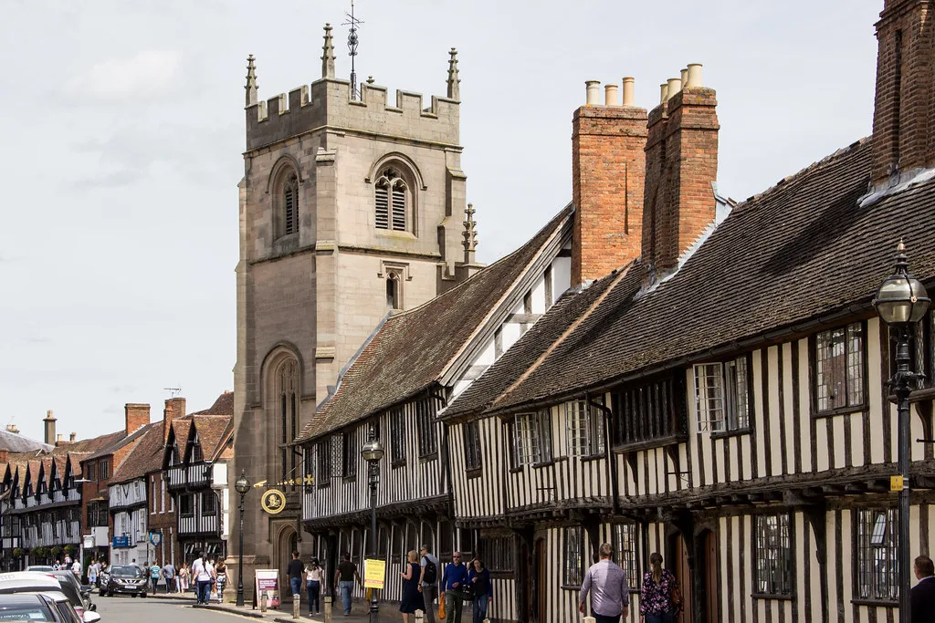 Stratford-upon-Avon Scenic Cycling Routes 2026: Explore the Charm
