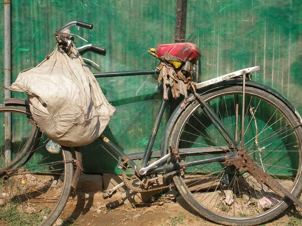 Kolkata Cycle Tours 2026: Explore the City on Wheels